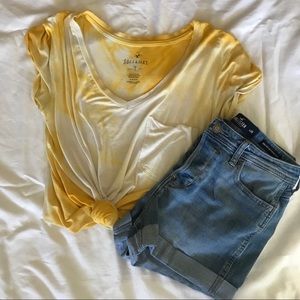 yellow flowy american eagle tee